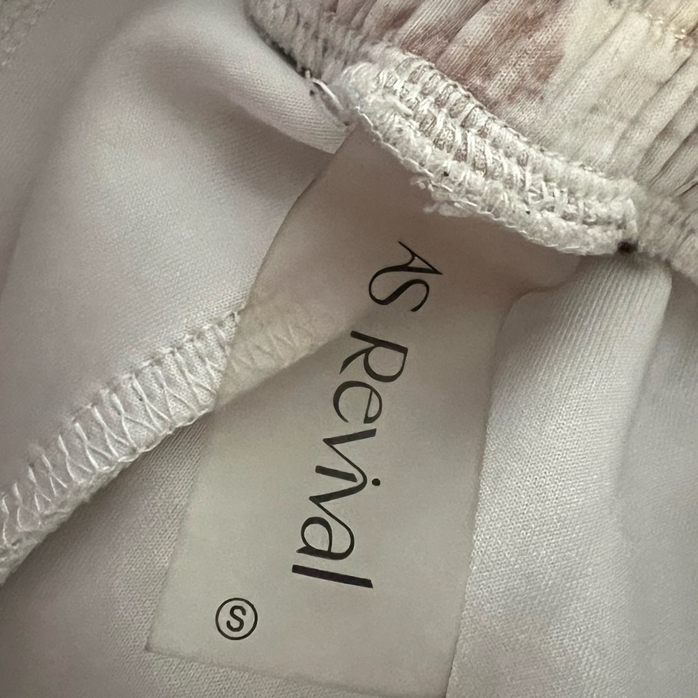 Altar'd State super soft camo joggers size small - Picture 3 of 3